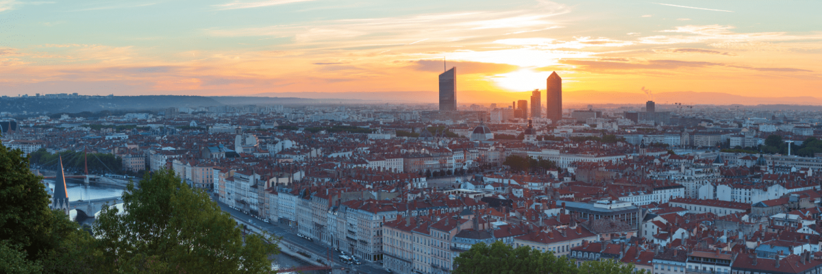 Le top 5 des villes à côté de Lyon vous est présenté par Muter Loger. Lyon attire tous les ans de plus en plus pour l'immobilier.